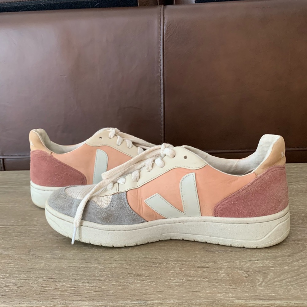 Veja Sneakers